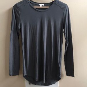 Gap Long Sleeve Charcoal Gray T-Shirt - size XS